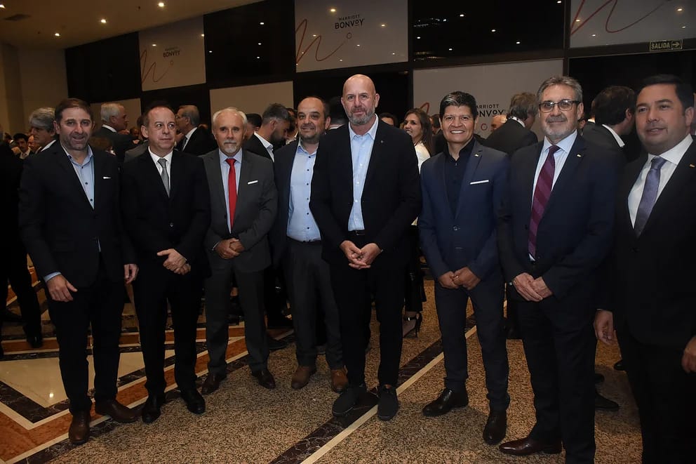 Dirigentes de #CAME encabezados por el presidente <a href="/AlfredoGZChaco/">Alfredo González</a> participaron de la celebración del 60º aniversario de  <a href="/Adepargentina/">ADEPA</a> en la que se dieron cita directivos y periodistas de los principales medios del país. 

#Adepa60años