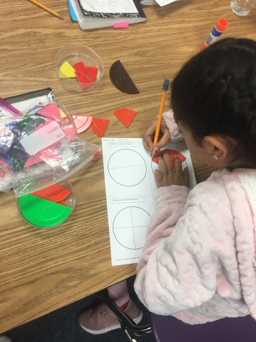 arlenetyndall's tweet photo. Fractions fractions fractions @KirkElementary in third grade #KirkCan #manipulativeshelp #representingfractions https://t.co/9b4Lm5cOkr