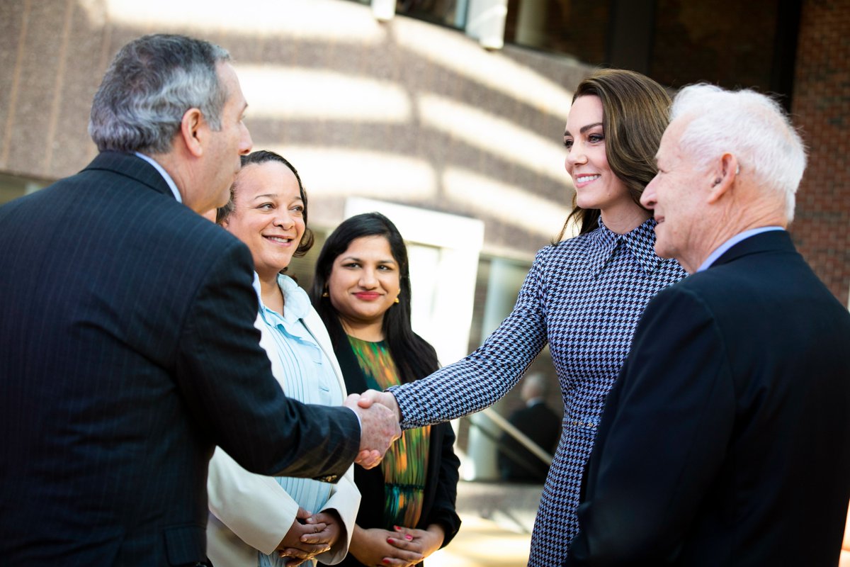 Bridget Long (@bterrylong) on Twitter photo It was a delight to meet the Princess Catherine alongside President Bacow at <a href="/HarvardCenter/">HarvardCenter</a>. We're honored to have the support of <a href="/KensingtonRoyal/">The Prince and Princess of Wales</a> to advance science-based innovations that improve the lives of children and families.
#RoyalVisitBoston #PrincessofWales It was a delight to meet the Princess Catherine alongside President Bacow at <a href="/HarvardCenter/">HarvardCenter</a>. We're honored to have the support of <a href="/KensingtonRoyal/">The Prince and Princess of Wales</a> to advance science-based innovations that improve the lives of children and families.
#RoyalVisitBoston #PrincessofWales