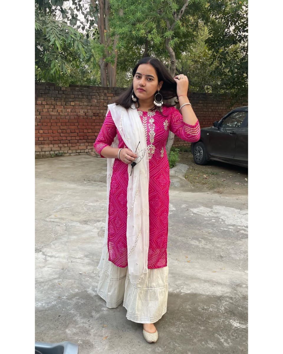 ShaillyBishnoi's tweet photo. “darling, stay where your heart smiles 
and soul thrives”
#FaithInTheFuture https://t.co/bZMCZdjL6z