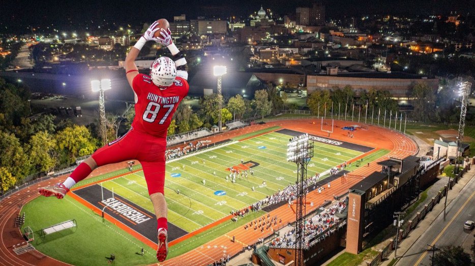 JaidenHuntingt2's tweet photo. After an awesome conversation with @CoachNMorrison and hearing about what they have to offer academically, and athletically I am extremely grateful and blessed to receive another offer from @WJFootball to continue my football journey! @Coach_Sirianni 🔴⚪️⚫️🏈 https://t.co/nJLLC5bLLW