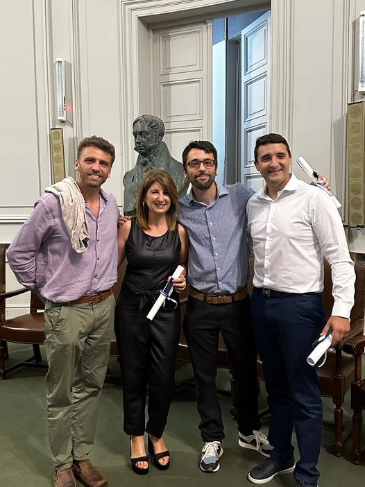 ignaciorlando's tweet photo. Ayer por la tarde recibimos en CABA el Premio 2021 de la Academia Nacional de Medicina de Buenos Aires por nuestro trabajo en @retinarARG junto a @Tomass_Castilla, Alejandro Koch, Marcela Martínez y Mercedes Leguía de @ElCruceHospital e Ignacio Larrabide! 🧵 https://t.co/oVXUMNr5PR
