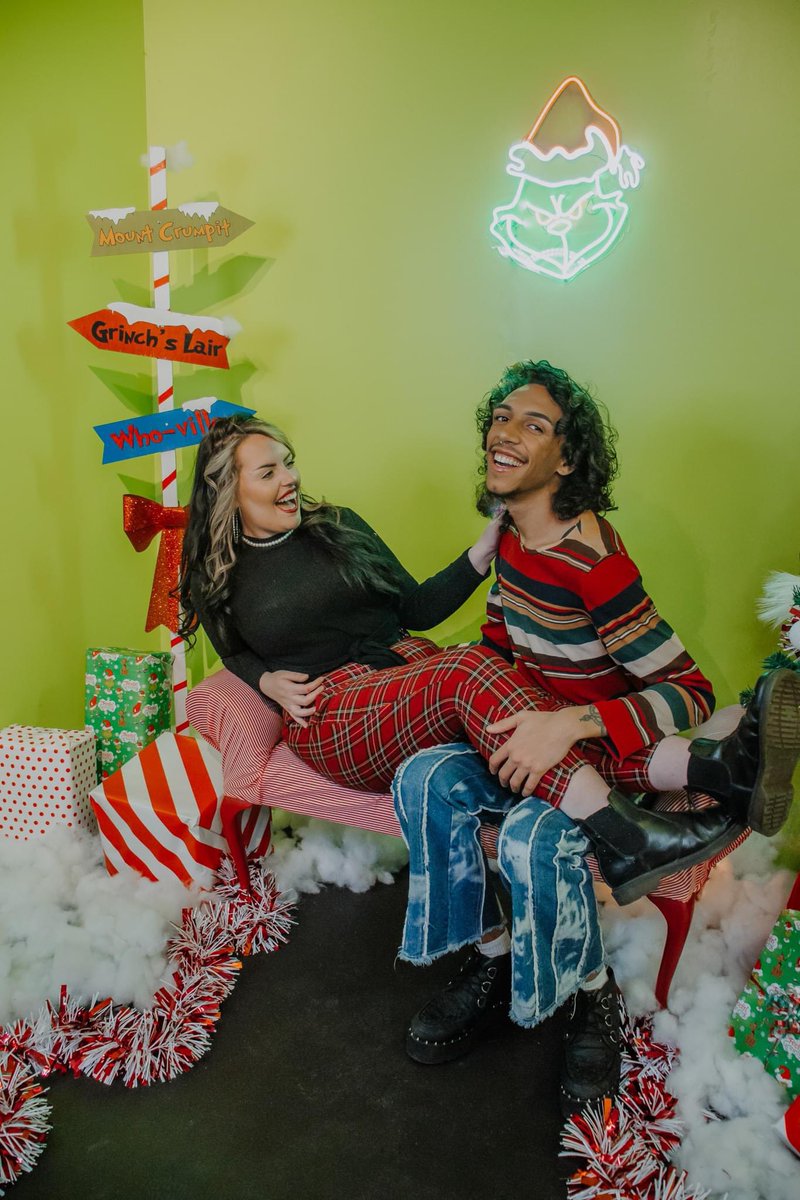 theillusionlex's tweet image. The Illusion’s CHRISTMAS &amp;amp; HOLIDAY SELFIE BOOTHS are here!🎄

Take your own pics or book our on-site photographer to take your photos for you!

Book: theillusionky.com or walk in Wed-Sun

#SelfieStudio #theillusionky #thingstodoinlexingtonky #kentuckyphotography