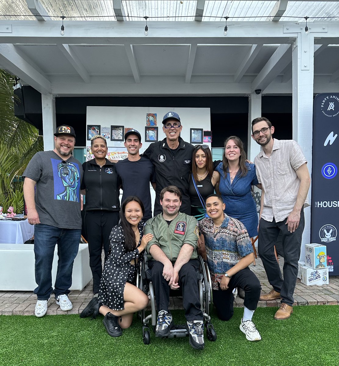 _space_plus's tweet photo. Incredible time at #BAS3L w/ @GabrielJWeis, @DrSianProctor, @raven50mm, @prior2art & @thenasaman launching our Space+Art microgravity exhibit
The collection auction will run until 3:30pm ET on Dec. 6, w/ 💯 of the proceeds going to @astroaccess
Bid today
https://t.co/wxHlHkectm https://t.co/4BftFdw2Nd