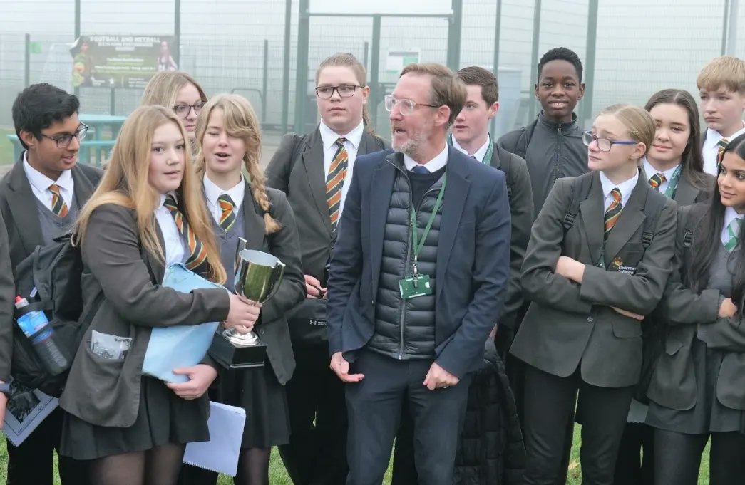 CharnwoodColl's tweet image. So incredibly proud to celebrate with our rowing team this morning. Two years ago we were bottom of the dret league table, this year they became #champions @dretsport #rowing @dretnews