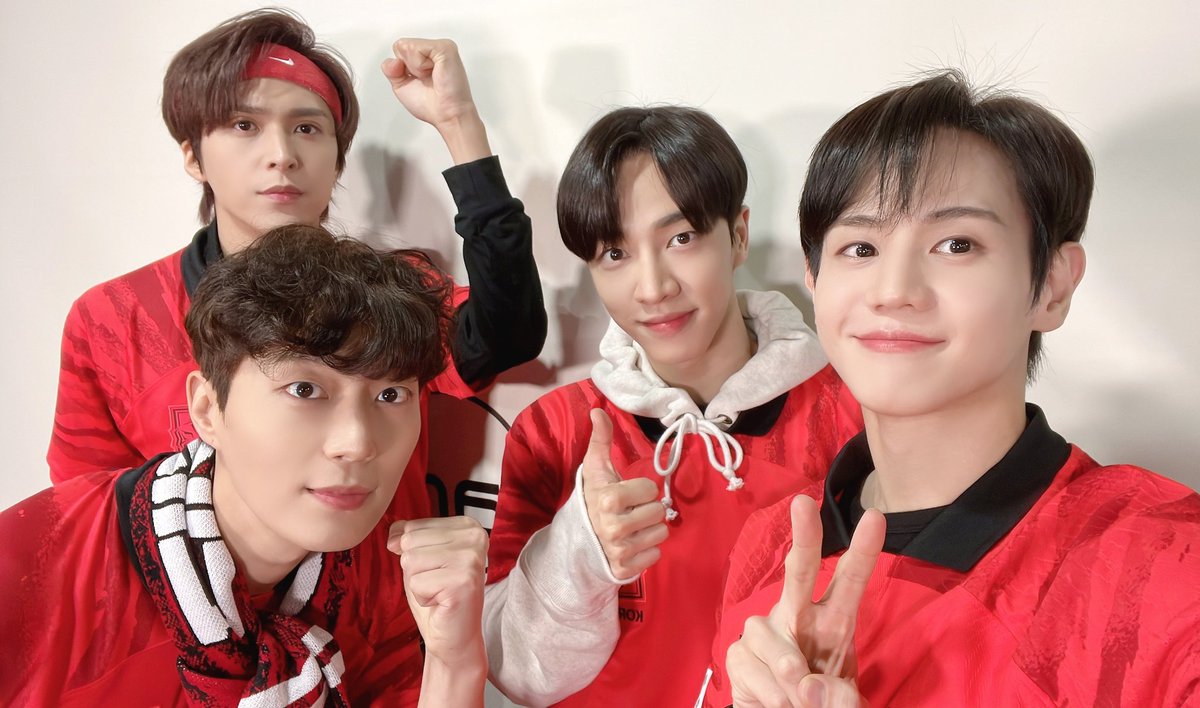 라스트본 tweet media