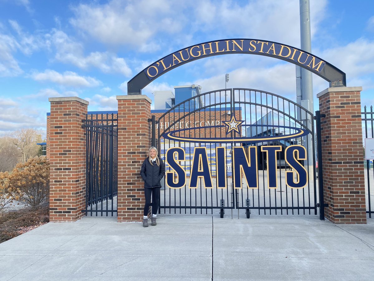NeumaierJaime's tweet photo. Thank you Coach Oliver for a great visit yesterday. We are very impressed with your campus, team and your coaching style. @jaiceneumaier10 @RHS_lady_soccer @sienaheightsu https://t.co/VVFLqbHk80