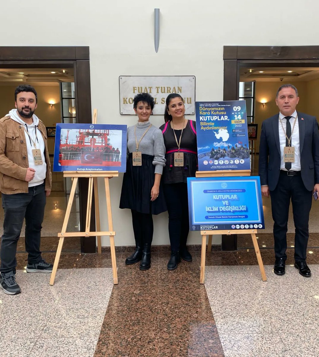 GamzeTuti's tweet photo. 6. Ulusal Kutup Bilimleri Çalıştayı...
Trabzon İl Milli Eğitim Müdürlüğümüzün Kutuplar ve İklim Değişikliği Temalı Ulusal Resim Yarışması Sergisi...
Bildirimizin Poster sunumu...
🐻‍❄️🐧❤️
@Kutup4004 @Tubitak @YavuzTerzi @ferhatdavran @Trabzon_MEM @hbfettahoglu https://t.co/B7RYIYjpPS