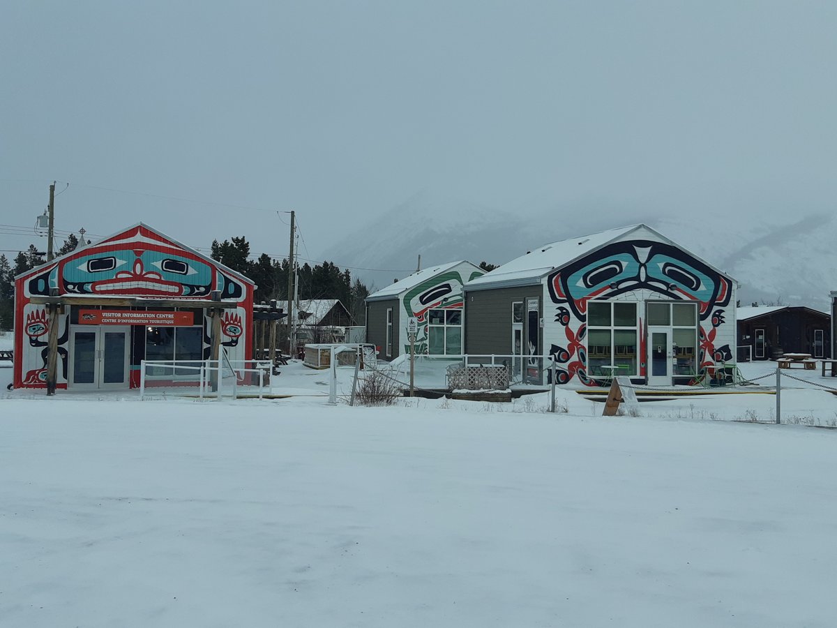 FESACalgary's tweet image. More updates from Shawna and @TedNorris5!

Shawna and Ted are in the Yukon as part of the #PathwaysProject, which is funded in part by the Government of #Canada

#Indigenous #tourism #Hospitality #community #nonprofit @GCTFN @CarcrossCommons @WhitePassRail