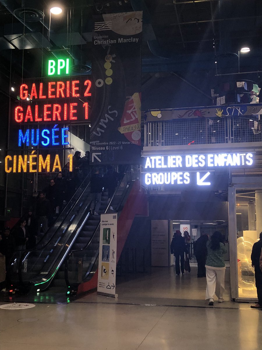 Le rdv pour la fresque du climat est ici ! Sous le panneau GROUPES au niveau rez-de-chaussée. À très vite au <a href="/CentrePompidou/">Centre Pompidou</a>