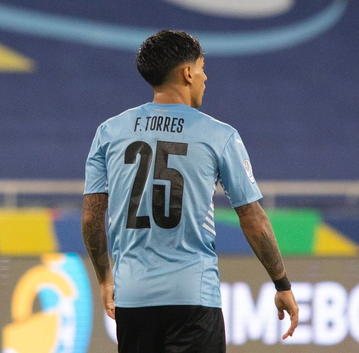 Todos nos quedamos con las ganas de verlo hacer su debút en un mundial.