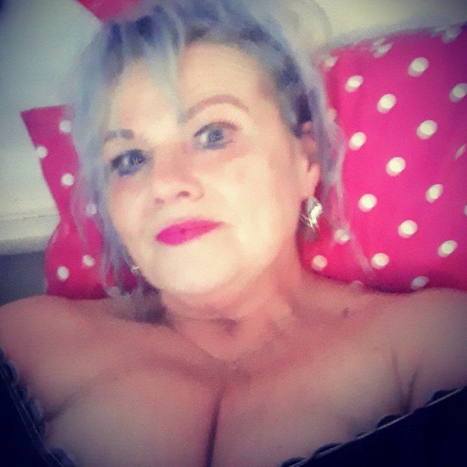 This is just a tease😜😝😛😋 https://t.co/S4TYcTqBKs<a href="/tag/smokingmilf"class="tags"><span>#smokingmilf</span></a><a href="/tag/raveness2222"class="tags"><span>#raveness2222</span></a>