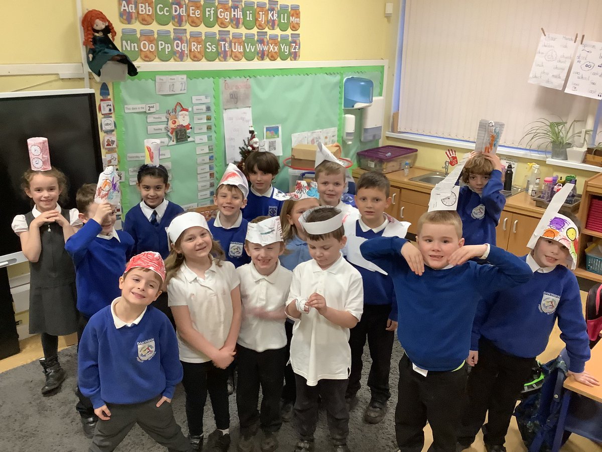 Mrs Mitchell tweet media