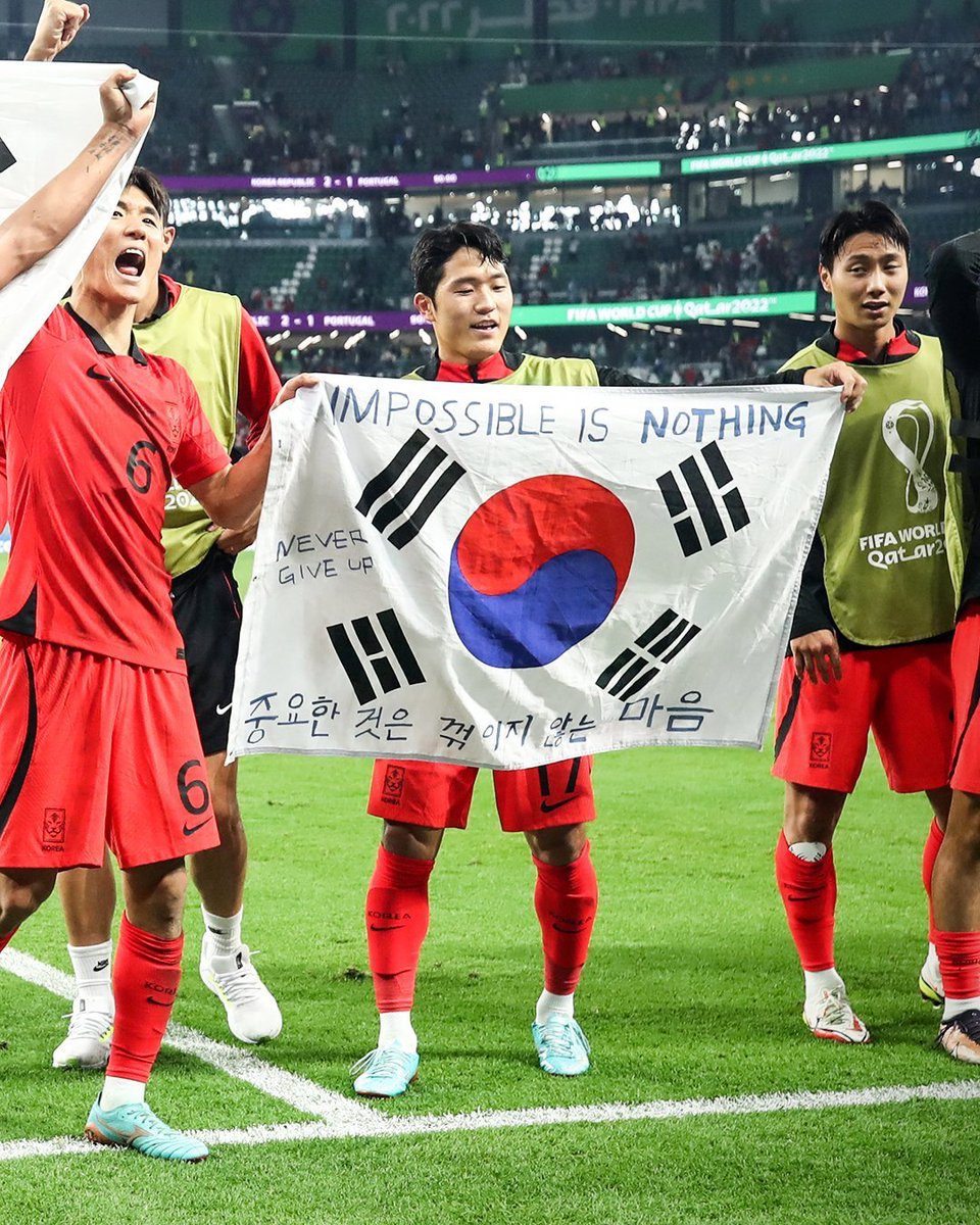 The South Korean football team has quoted Deft's famous #Worlds2022 quote after beating Portugal:

중요한 것은 꺾이지 않는 마음
"The important thing is the unbreakable spirit"

#WorldCup