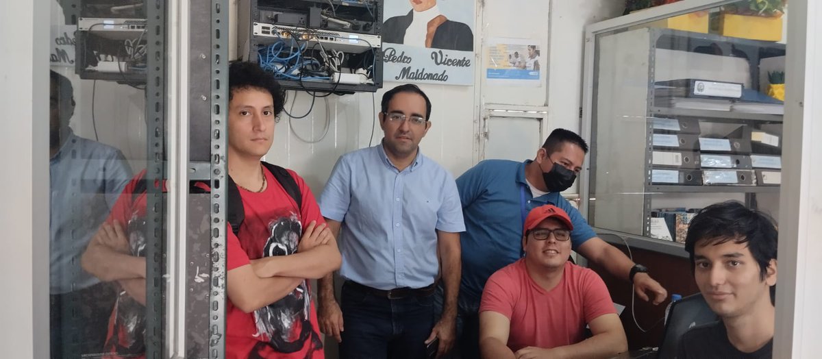 explorak5's tweet photo. Visita del equipo de telecomunicaciones a la UE de PVM y la parroquia Beato Álvaro del Portillo en socio vivienda para proveer conectividad a los niños más vulnerables https://t.co/SOwiQM89vL