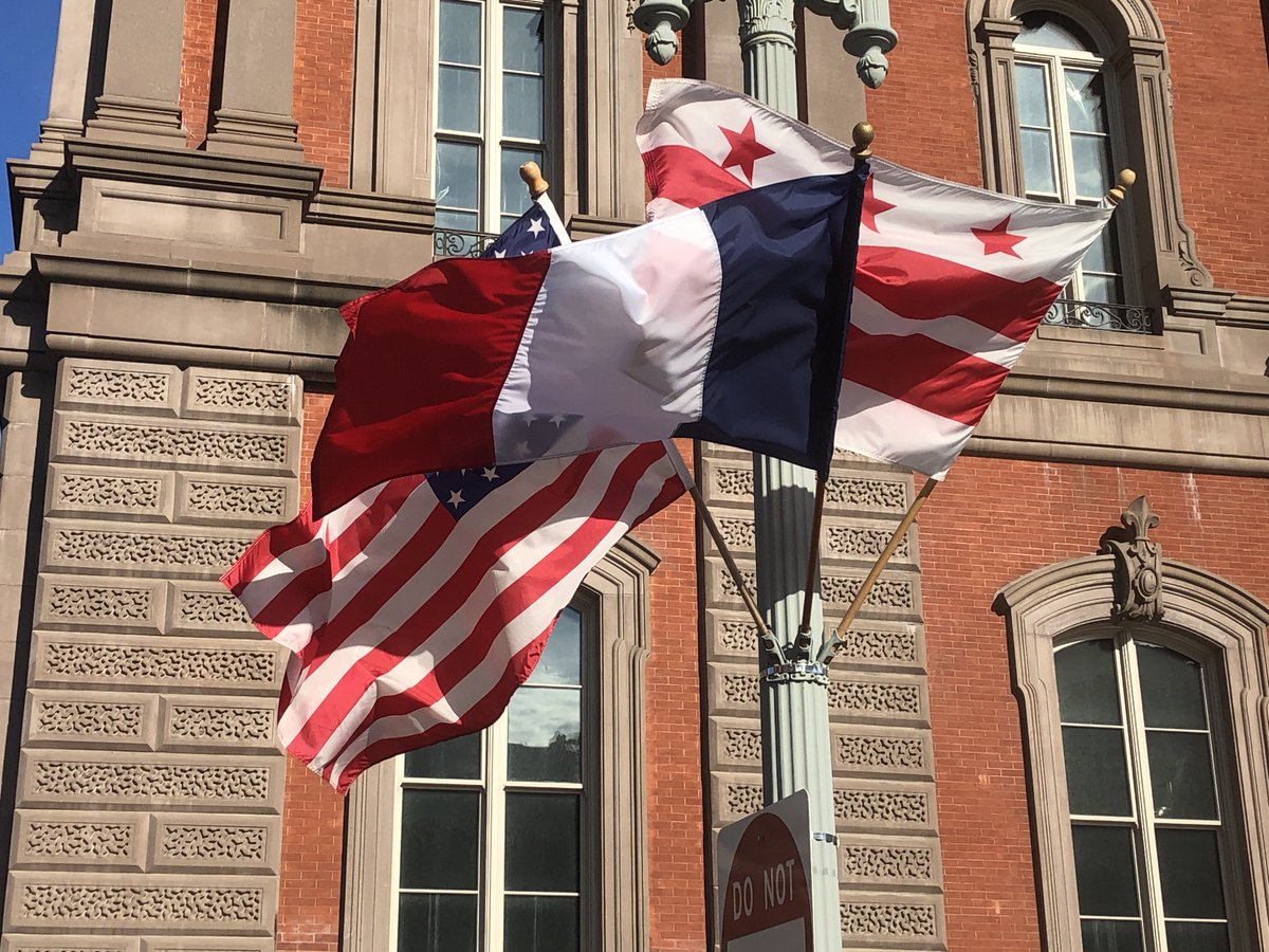 thebir's tweet photo. @PoPville @MurielBowser Liberté, Egalité, Gogo-ité! https://t.co/7LkDQFv2rk