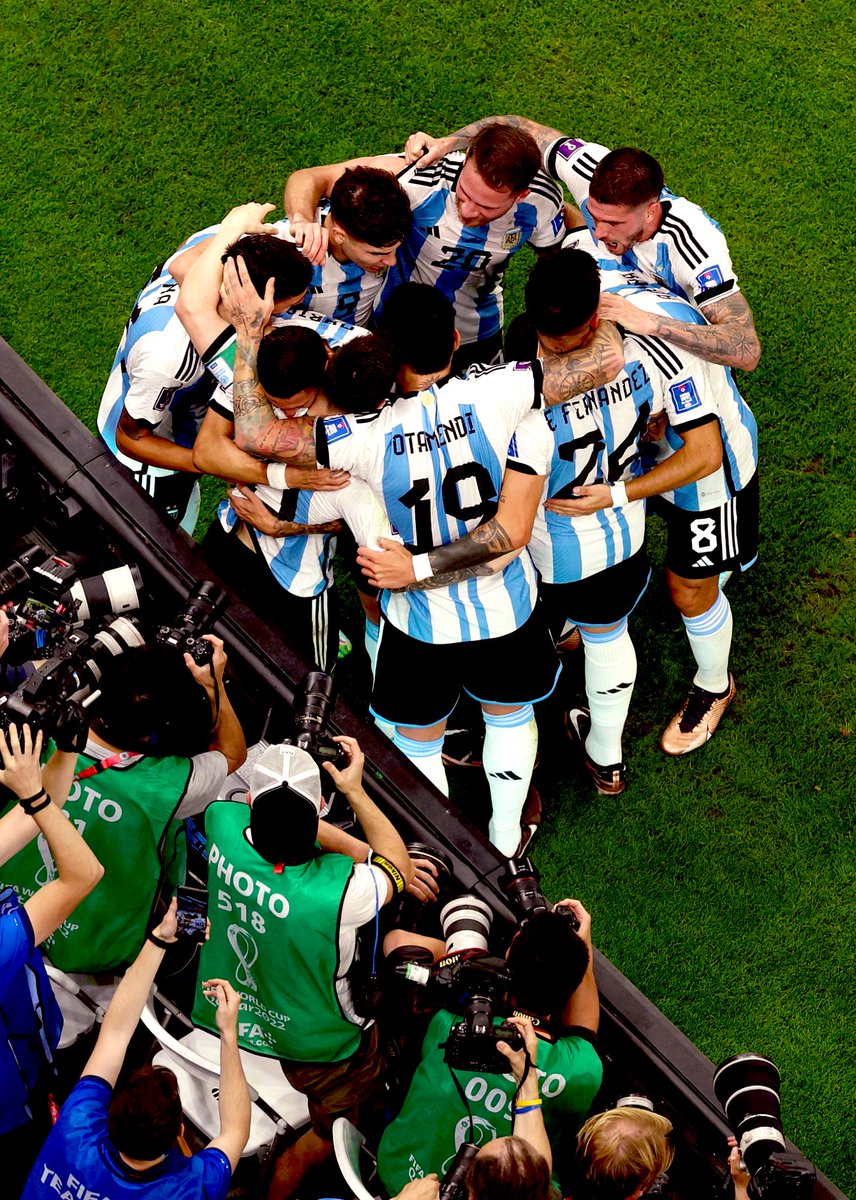 🇦🇷 QUE MAÑANA CUESTE LO QUE CUESTE.