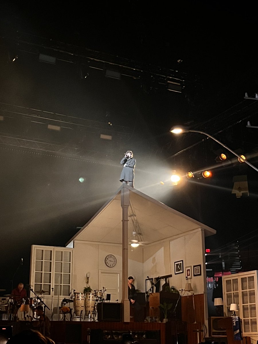 incredible show last night. thank you!!! <a href="/the1975/">The 1975</a>