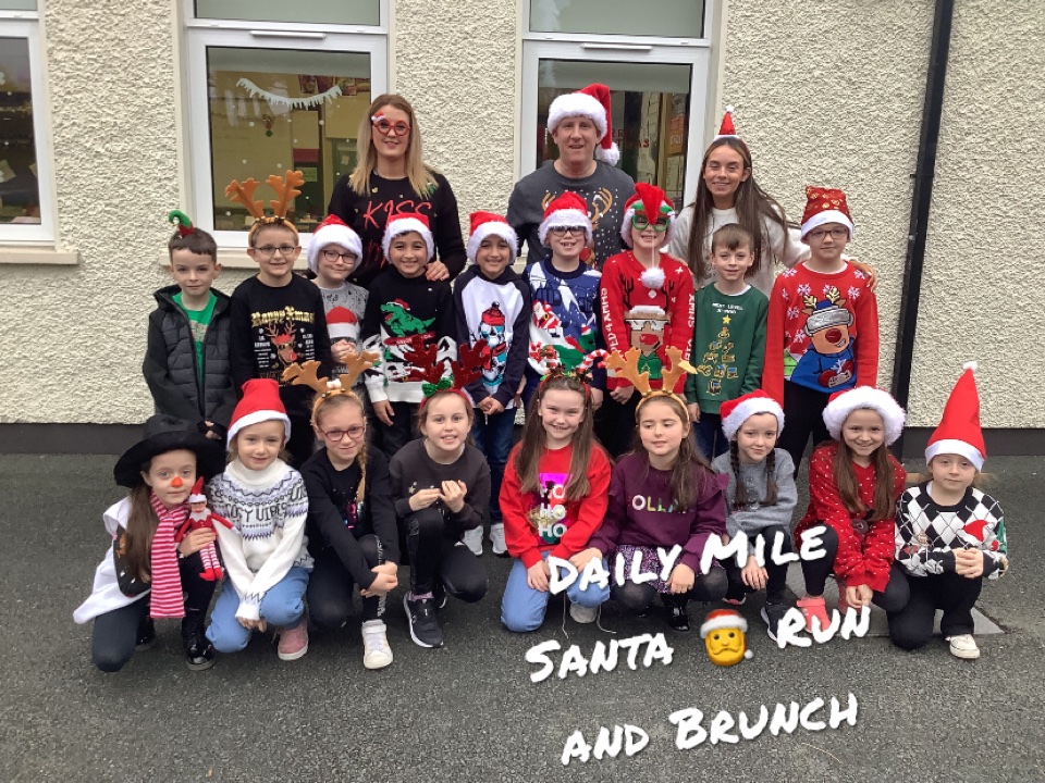 sttheresasglebe's tweet photo. 🎅🏻 The  Daily  Mile  Santa  Run  Followed  By  Brunch  @sttheresasglebe 

A  festive  morning  for  our  school  community!

@thedailymile_ni @_thedailymile @SouthernHSCT #TheDailyMile #dailymilesantarun #teamSHSCT https://t.co/Jj7sWSZICb