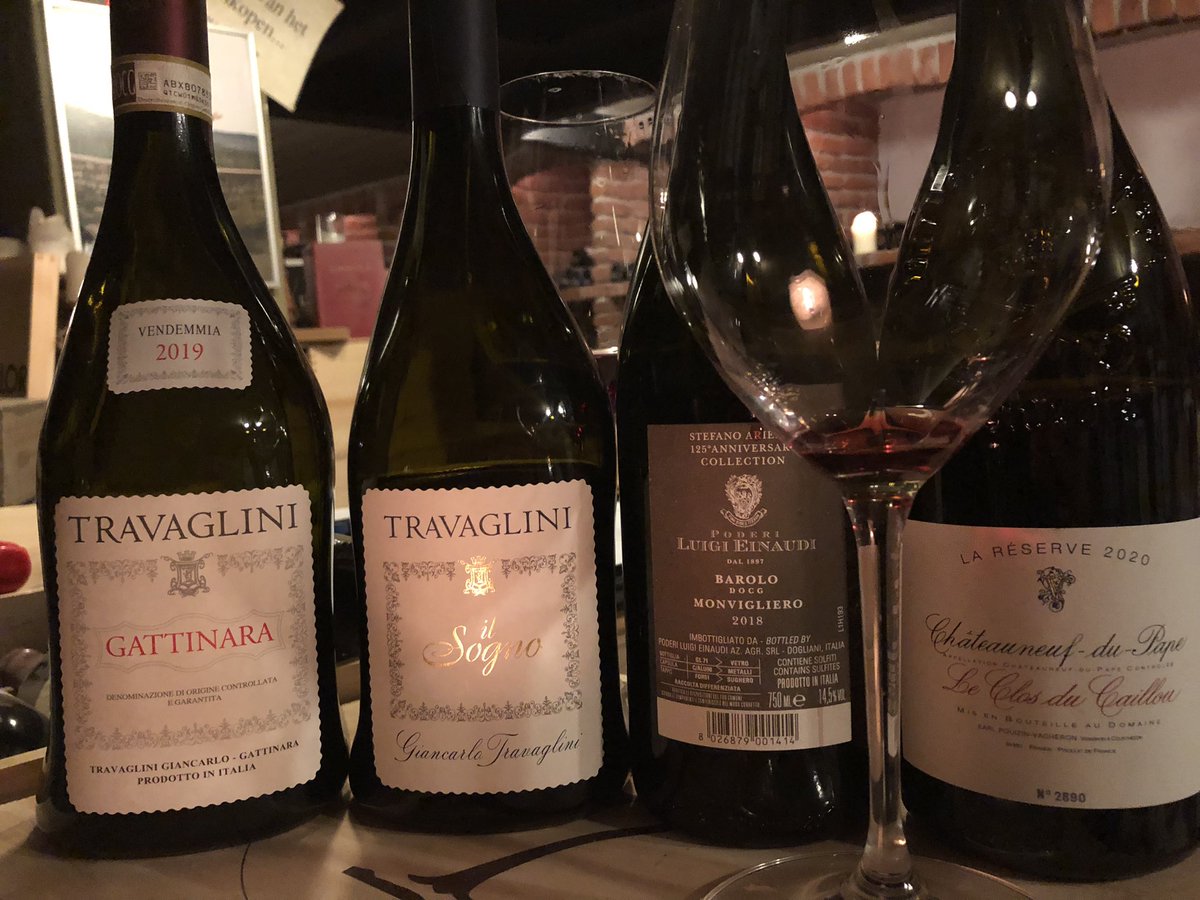 Friday night #welkevdvierpastnietinhetrijtje #maarisweldelekkerste