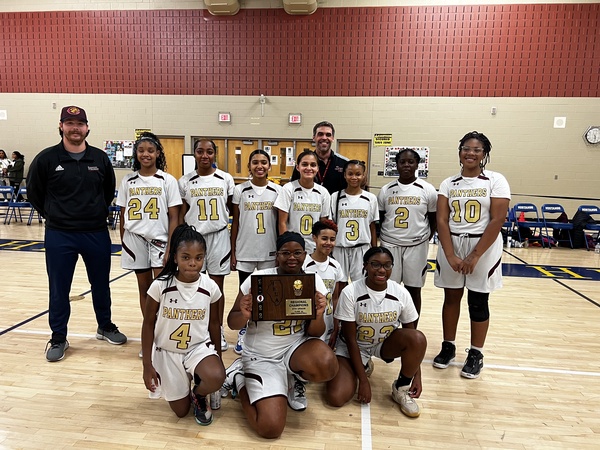 Homewood153's tweet photo. Three cheers for James Hart’s girls’ basketball team for their stunning win last night over Harvey’s Brooks Middle School in the IESA Region 5 final! Next up? Lockport’s Oak Prairie School in the sectionals on Dec. 7th in Homer Glen. Way to go, Panthers! We are #153PROUD! https://t.co/MzlQoI6q4F
