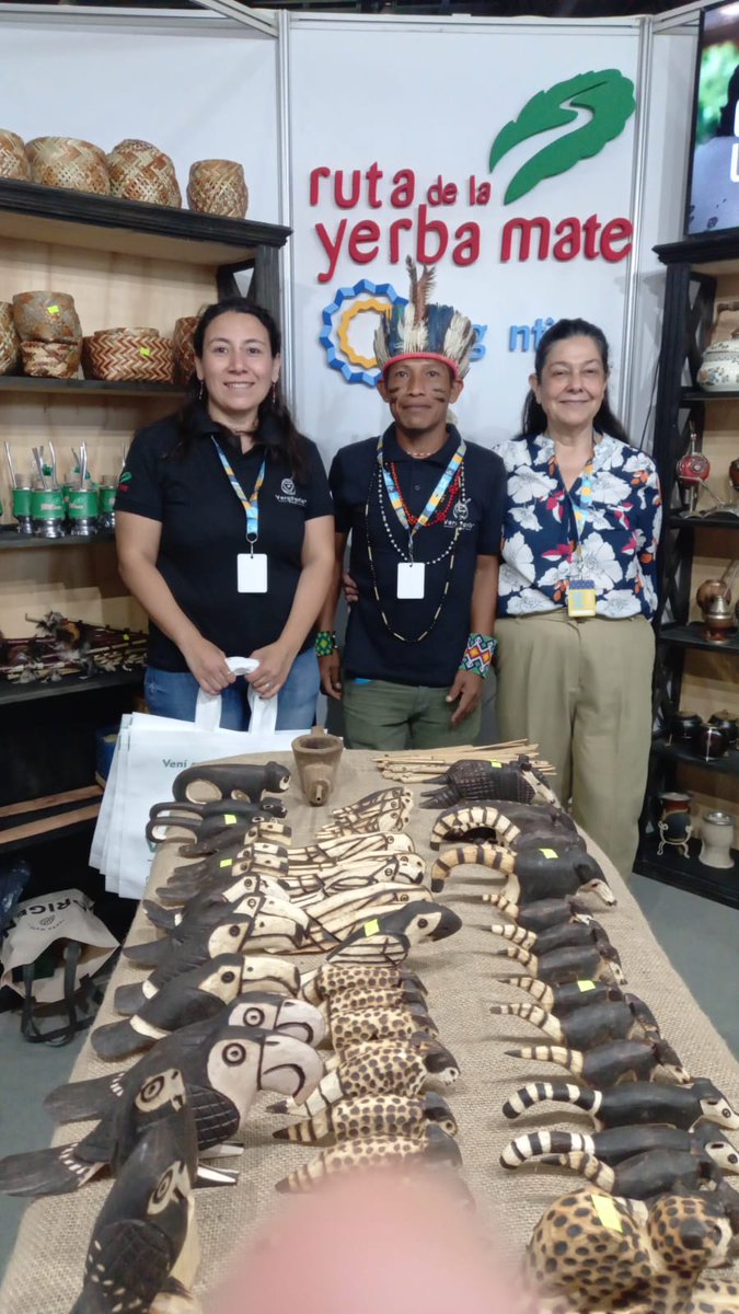 RutaYerbaMate's tweet photo. En el marco de la #FeriaMatear organizada por el #Inym con presencia de todo el arco yerbatero se ejecutará inédita presentación de la #RutadelaYerbaMate con #MateGuaraní #MateCriollo #MateÁrabe
@RutaYerbaMate https://t.co/vnd1kXPoSC