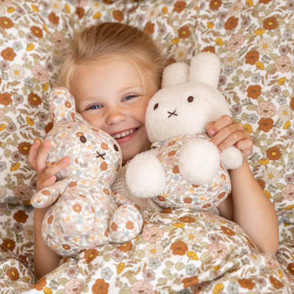 JpFreeBirds's tweet photo. /
人気商品!!
#miffy x #LittleDutch コラボ♪
\
ご出産祝いとしても最適♪
小さなお子様に、ミッフィーちゃんと一緒に大きくなる想い出をプレゼントされてみては♪
▼商品ページ
https://t.co/LvCOID06Uh
#ミッフィー
#リトルダッチ
#ぬい撮り
#ぬいぐるみの時間
#出産祝い https://t.co/RLzgIbmQYe