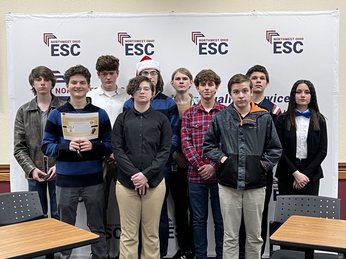 Congratulations to Defiance High School for taking 🥇place in the Defiance County Quiz Tournament.  Coach Kerr is proud. Junior Varsity ⁦<a href="/NWOESC/">Northwest Ohio ESC</a>⁩
