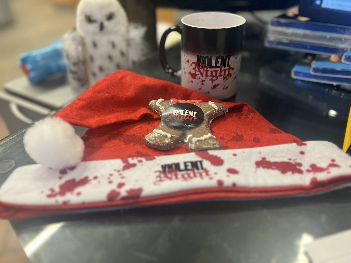 What will I be talking about today on <a href="/KUTV2News/">KUTV2news</a>? #ViolentNight It’s unconventional Christmas magic, but I don’t know how it works. 🤷🏻‍♂️ 🎄 🎅🏼