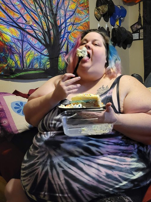 Love and retweet 20 of my post and message me for a 1 day trial to my Onlyfans https://t.co/FhEeOO1m<a href="/tag/smoking"class="tags"><span>#smoking</span></a><a href="/tag/ssbbw"class="tags"><span>#ssbbw</span></a><a href="/tag/coloredhair"class="tags"><span>#coloredhair</span></a><a href="/tag/amateur"class="tags"><span>#amateur</span></a><a href="/tag/bellyf"class="tags"><span>#bellyf</span></a>