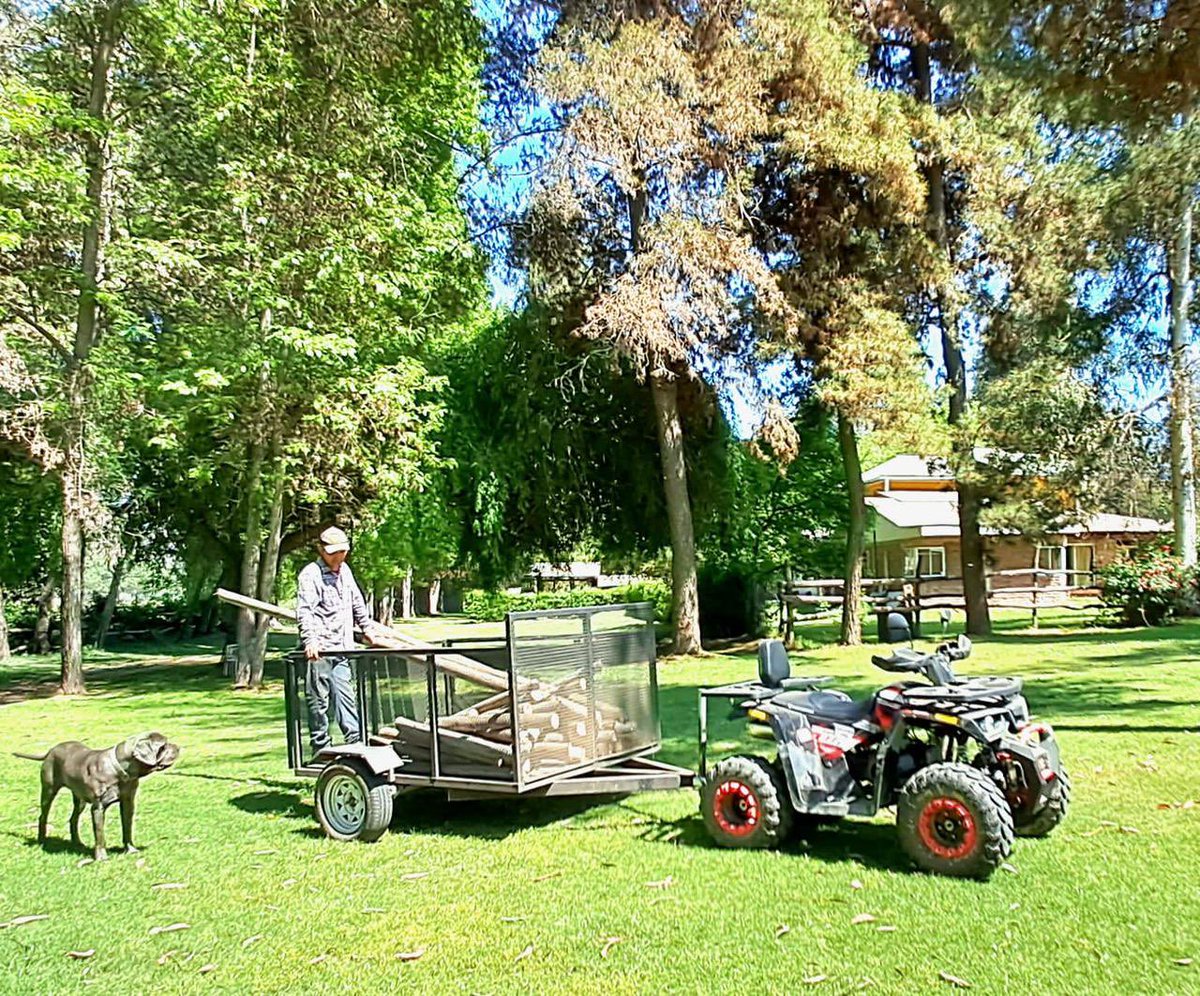 sifup's tweet photo. Avanzamos a paso firme en la remodelación de nuestro Complejo Deportivo. Y eso no sería posible sin la ayuda de https://t.co/am64WmR87k 
Un gran compañero en las faenas y un mejor socio para nuestros desafíos futuros en los terrenos de Pirque 💪🏽 https://t.co/rKMVgUzYTg