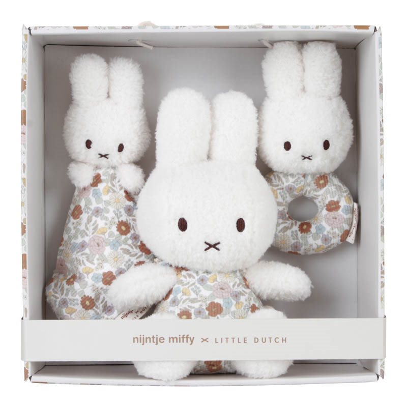 JpFreeBirds's tweet photo. /
人気商品!!
#miffy x #LittleDutch コラボ♪
\
ご出産祝いとしても最適なギフトBOX♪
小さなお子様に、ミッフィーちゃんと一緒に大きくなる想い出をプレゼントされてみては♪
▼商品ページ
https://t.co/LvCOIDhHLP
#ミッフィー
#リトルダッチ
#ラトル
#タグタオル
#ぬいぐるみの時間 https://t.co/FTssC6ZdF0