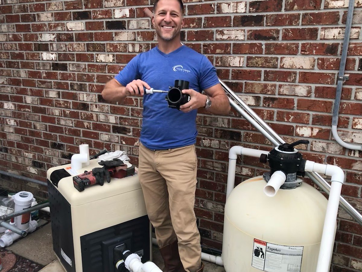LucasFirminPool's tweet image. When you love what you do, what reason is there not to do it with a smile?! 😀 Here, Lucas is installing a heater with external bypass while the pool is being replastered. #replaster #poolheater #poolcontractor