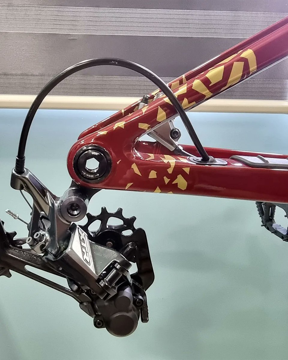 invisiFRAME's tweet photo. Here is our #FrameFriday choice 😍
-
A brand new 2022 Orbea Oiz Pro TR Carbon fitted by Sticko 👏
-
#invisiFRAME #PPF #AlwaysUseProtection #YouRideItWeProtectIt #BikeShop #frameprotection #orbea https://t.co/kJfC8F3tzb