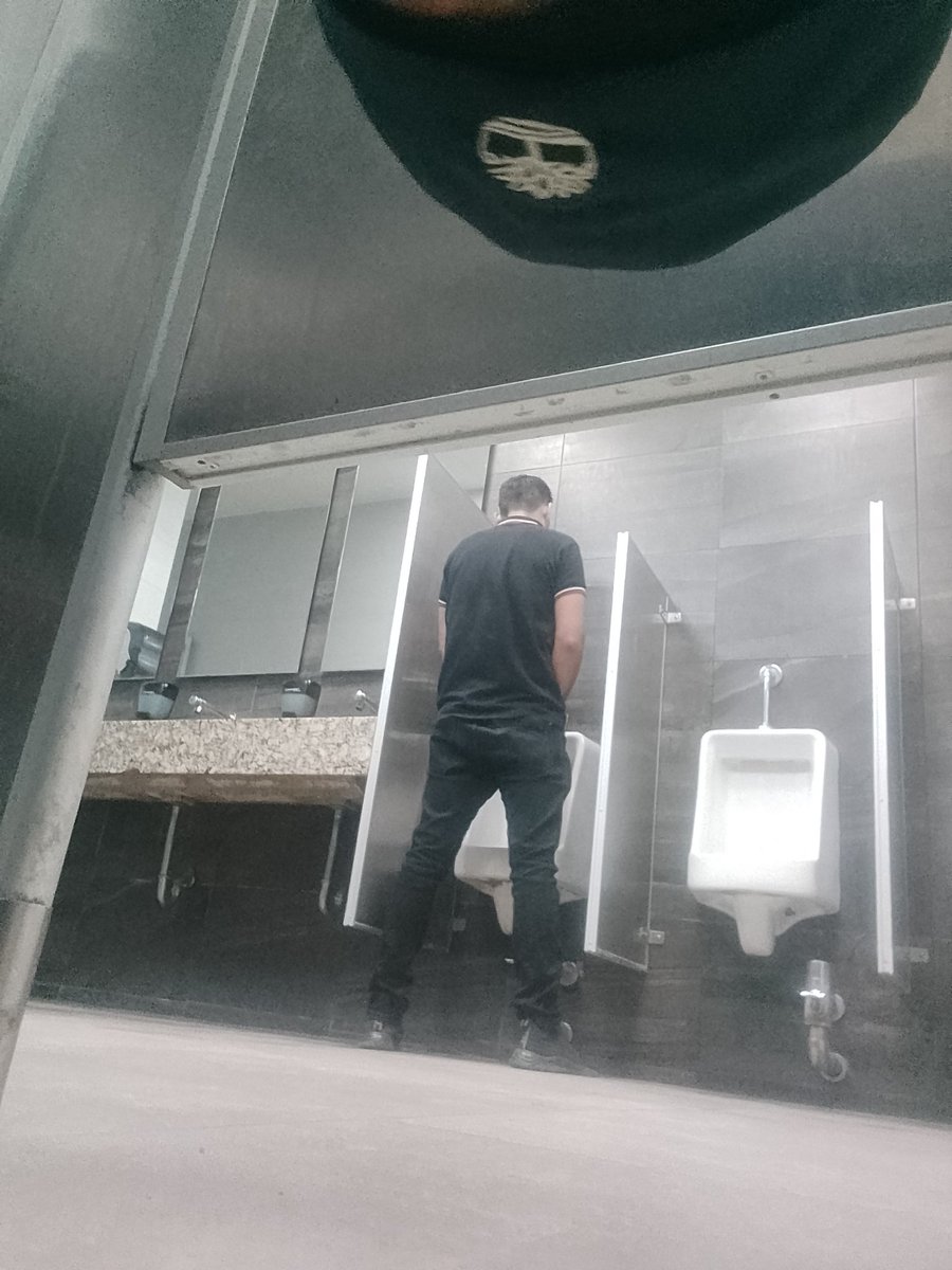 Jesus17653565's tweet photo. Un rato por la central 🔥🍆 https://t.co/kEAQG0Rja2