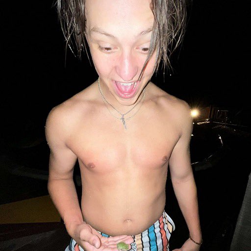 tjerry00's tweet photo. My next baby daddy. #connor #hottie #fillitup https://t.co/dYVXGwwquN