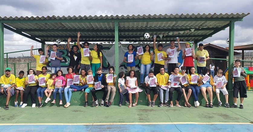 sebraenodf's tweet photo. Alunos da Escola Bilíngue de Libras e Português de Taguatinga, foram contemplados com uma brinquedoteca a partir do trabalho de acadêmicos do Núcleo de Desenvolvimento do Sebrae no DF, da Escola Técnica do Guará (ETG).
#SebraeNoDF #Empreendedorismo #Brinquedoteca #InclusãoSocial https://t.co/ZOztVPBv4c