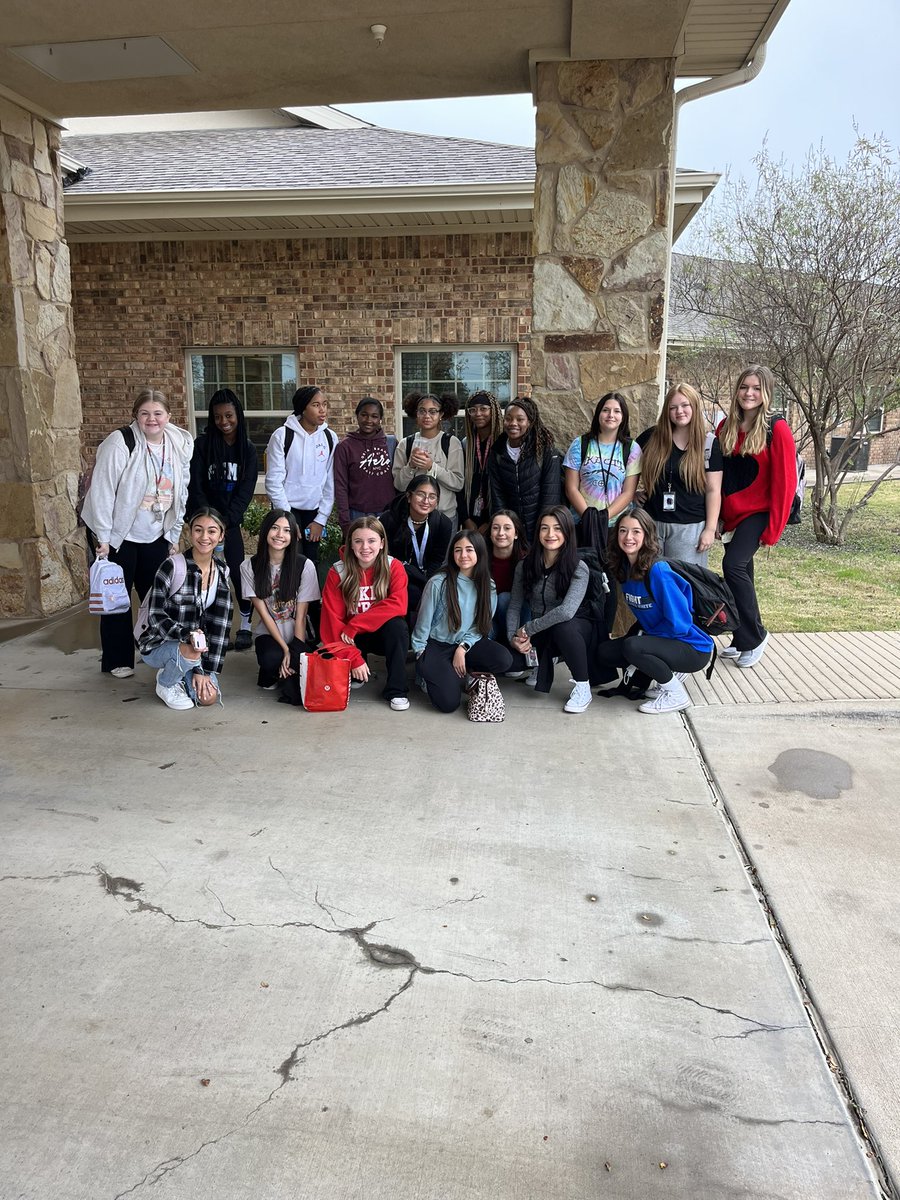 Sandy Fish Mendoza tweet media