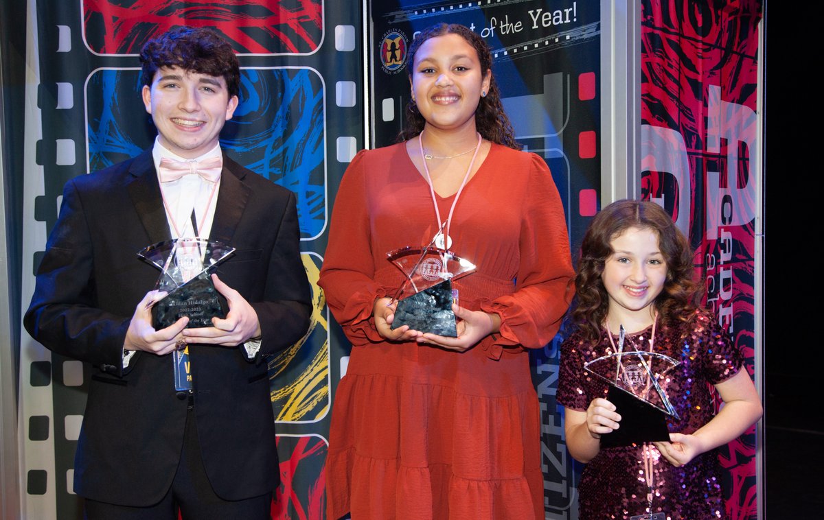 SCPPS's tweet image. 🗣️ We are proud to announce our District Student of the Year Winners! 👏 Congrats to 🌟Aidan Hidalgo of Hahnville High School, 🌟Olivia Julien of J.B. Martin Middle School, and 🌟Eleanor Zafirau of Ethel Schoeffner Elementary School! @HahnvilleHigh @JBM_Cougars @ESE_Sharks
