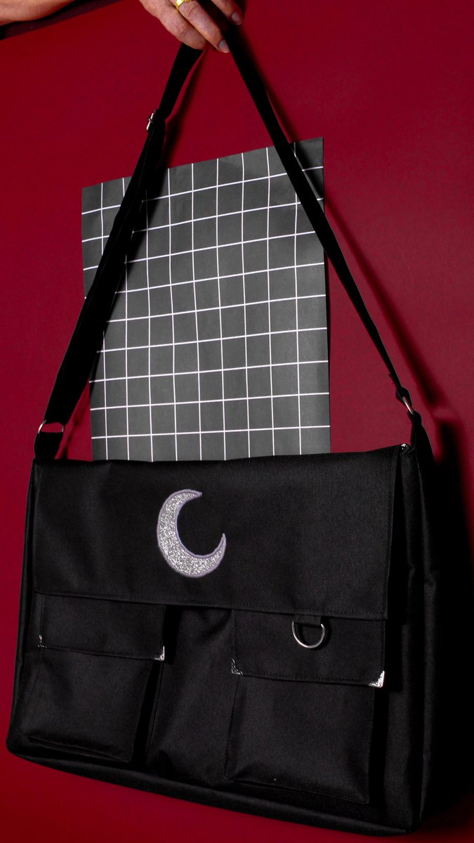 assim eu nunca fiz essas paradas de ui ui minha arte hitem
mas eu fiz um empréstimo de 30 mil (que ainda estou pagando) pra fazer a minha coleção de papelaria independente e seria mt pica se o studio 11 hitasse aqui no tt ein like se vc já viu essas belezinhas na rede de dancinha