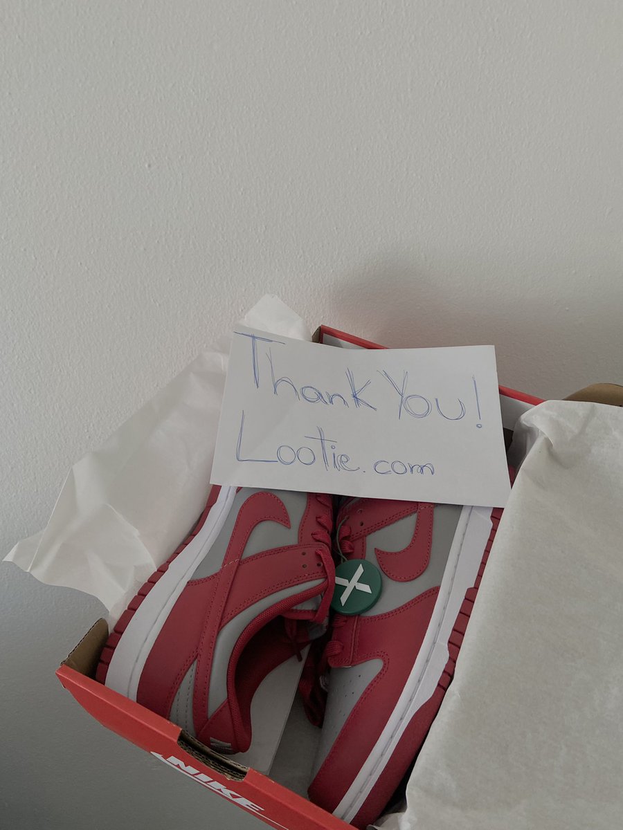 Thank You!! @LootieCom #lootie #sneakers #dunks