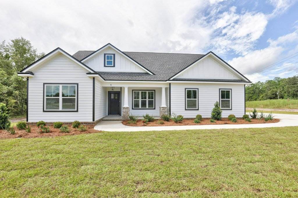 InfinityFlorida's tweet image. There are seriously some beautiful NEW HOUSES available today. 🏡😍 Find your new home with these STUNNING New Constructions in Tallahassee 👉 bit.ly/3Xo5ZR2

Want a tour of a property? We're here to help!

#realestate #newconstruction #tallahassee