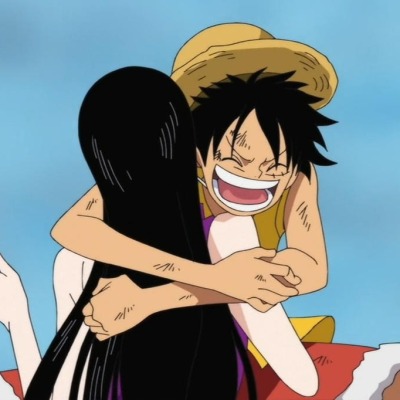 luffy hug 👐🏻