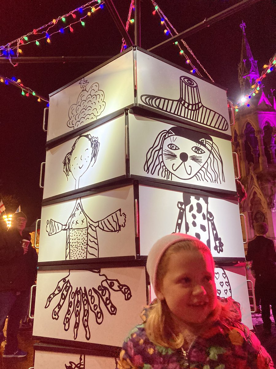 MarshmanIJ's tweet image. Great night in Horncastle for #FestiveFabuloso. So good to see the Market Place full of life. Big thanks to @DifferentL @EastLindseyDC and @ace_national #LoveHorncastle