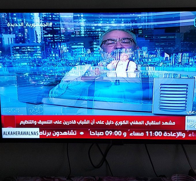 exolsilver_'s tweet photo. تم ذكر سيهون في برنامج حديث القاهرة على قناة القاهرة والناس حيث تحدثوا عن شهرته واستقبال المعجبات له في مطار القاهرة  ~

@weareoneEXO 
-Z https://t.co/j0ex6YjM5D