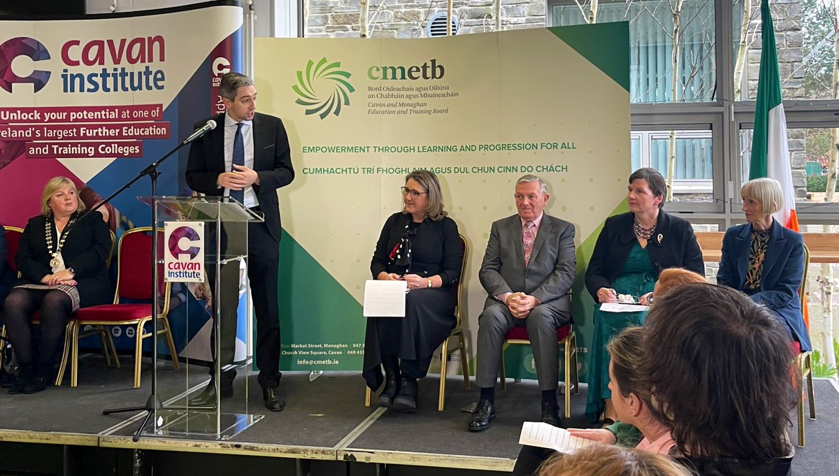 Simon Harris TD tweet media