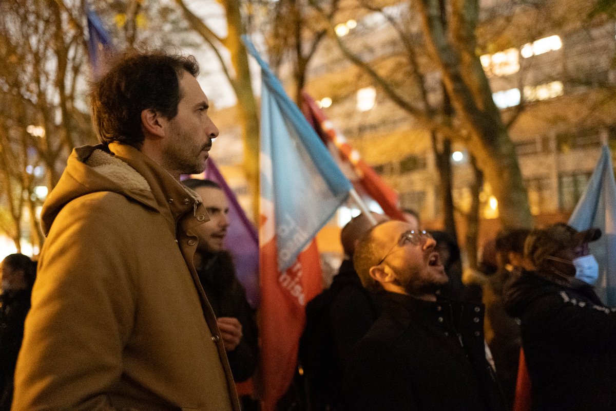 LFi_Auber's tweet photo. Les insoumis étaient nombreux à #Aubervilliers en soutien aux locataires mobilisés contre la hausse des loyers de l'OPH décidée par la maire @francletkarine.  Avec le député @LachaudB, nos camarades des partis politiques, des associations et collectifs citoyens nous disons: non ! https://t.co/pFb0wHUdQX