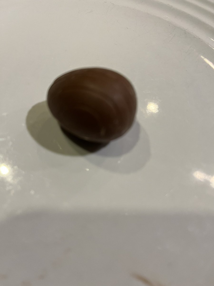 Catherinejmay's tweet photo. @CadburyUK is selling packets of these labelled “Little Robins”. I’m a believer in recycling but this is just relabelling leftover eggs!  If I wait long enough will a baby chocolate robin hatch out??   #disappointed #ripoff https://t.co/JSJO43IbEp