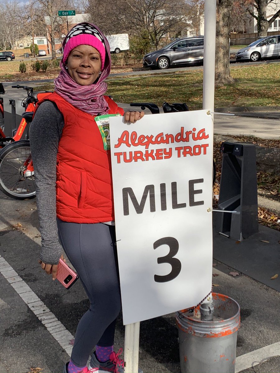 Ran the Alexandria Turkey Trot yesterday with my family to pay tribute to my Shelly! Let’s GOOO!