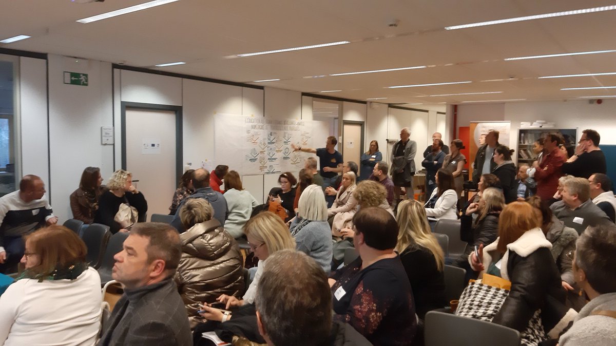 SamiraElkeffi's tweet photo. Forum "Développer et adapter nos pratiques d'éducation au numérique" #FWB #numerique #PACTE #SGNE https://t.co/plfPWAT1Wi